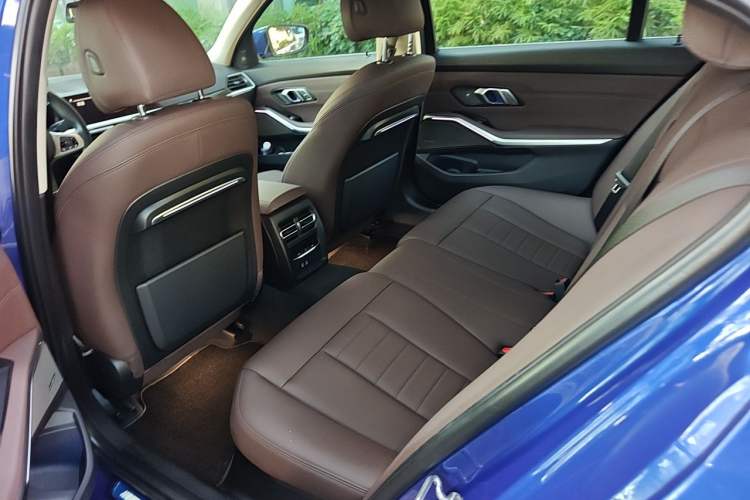 Used BMW 3 Series 2020 325Li xDrive M Sport Package Left Rear Seat