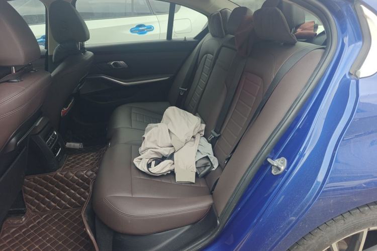Used BMW 3 Series 2020 Restyled 325Li M Sport Package Left Rear Seat