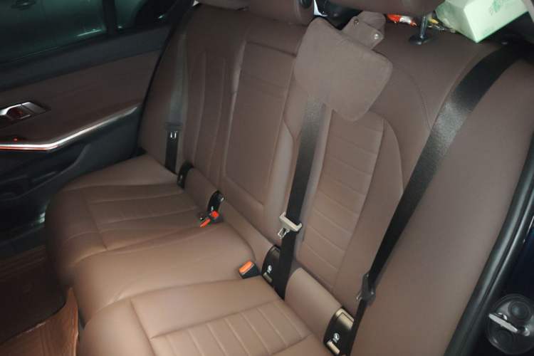 Used BMW 3 Series 2020 320Li M Sport Package Left Rear Seat
