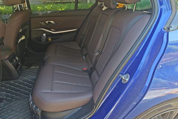 Used BMW 3 Series 2020 Facelifted 325Li M Sport Night Edition Package Left Rear Seat
