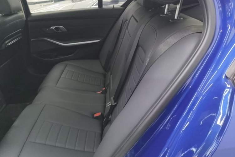 Used BMW 3 Series 2020 Facelifted 325Li M Sport Night Edition Package Left Rear Seat