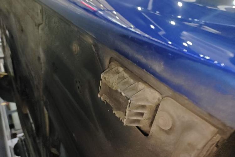 Used BMW 3 Series 2020 325Li M Sport Package Left Side Sill