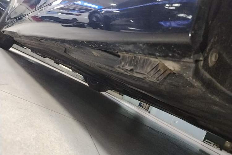 Used BMW 3 Series 2020 Facelifted 325Li M Sport Night Edition Package Left Side Sill