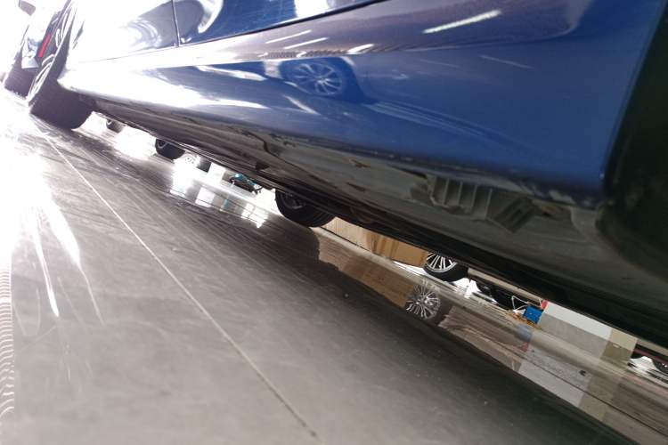 Used BMW 3 Series 2020 325Li M Sport Package Left Side Sill