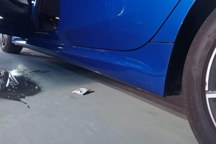 Used BMW 3 Series 2020 325Li M Sport Package Left Side Sill