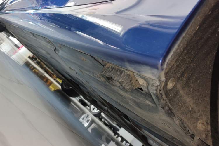 Used BMW 3 Series 2020 Restyled 325Li M Sport Package Left Side Sill