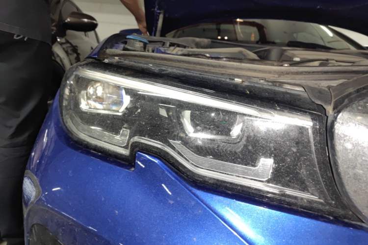 Used BMW 3 Series 2020 Facelifted 325Li xDrive M Sport Package Right Front Headlight