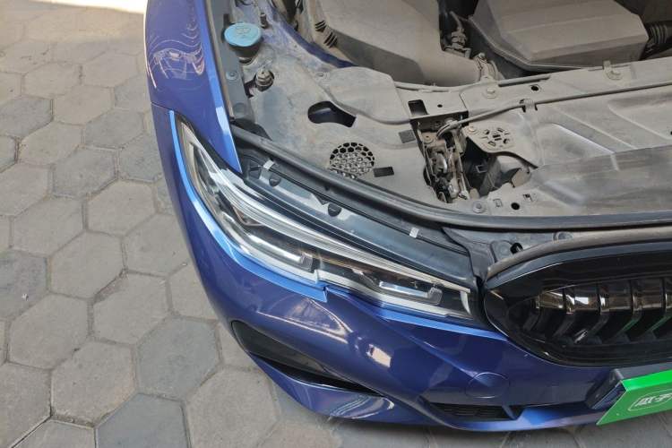 Used BMW 3 Series 2020 325Li M Sport Package Right Front Headlight