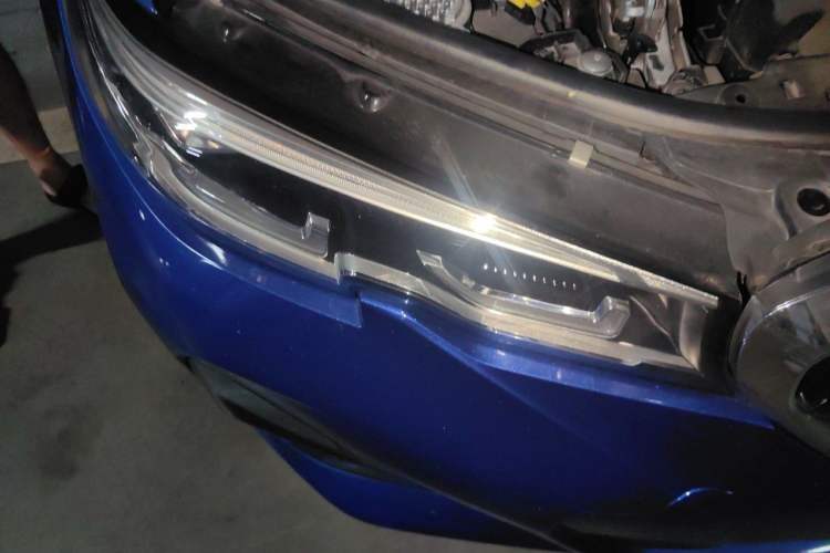 Used BMW 3 Series 2020 Restyled 325Li M Sport Package Right Front Headlight