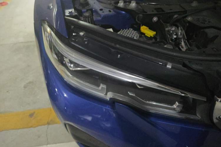 Used BMW 3 Series 2020 320Li M Sport Package Right Front Headlight