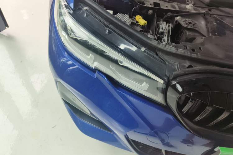 Used BMW 3 Series 2020 320i Sport Package Right Front Headlight