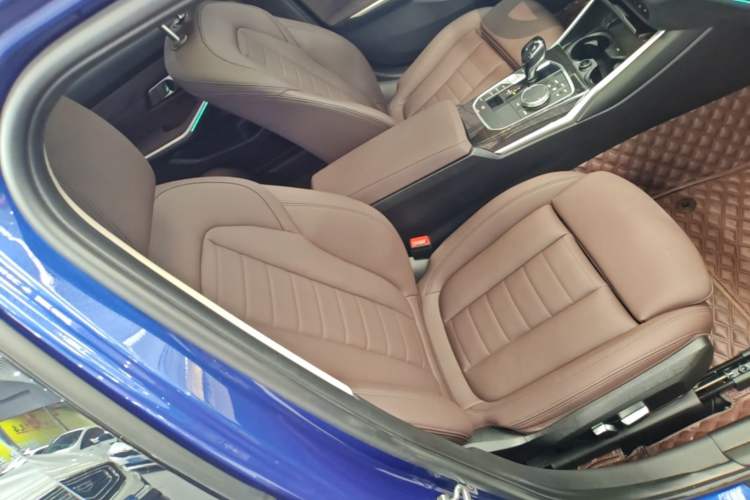 Used BMW 3 Series 2020 325Li M Sport Package Right Front Seat