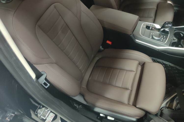 Used BMW 3 Series 2020 Facelifted 325i M Sport Package Right Front Seat