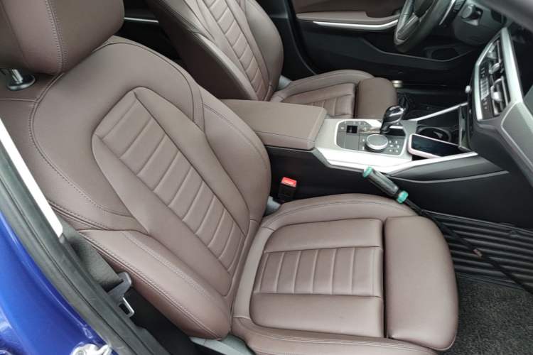 Used BMW 3 Series 2020 Restyled 325i M Sport Night Edition Package Right Front Seat