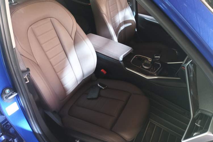 Used BMW 3 Series 2020 325Li M Sport Package Right Front Seat