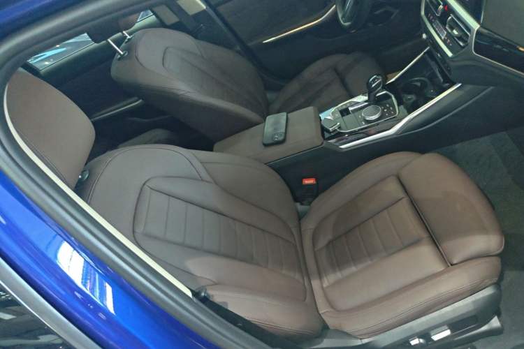 Used BMW 3 Series 2020 320Li M Sport Package Right Front Seat