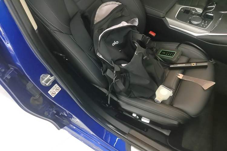Used BMW 3 Series 2020 Facelifted 325Li M Sport Night Edition Package Right Front Seat