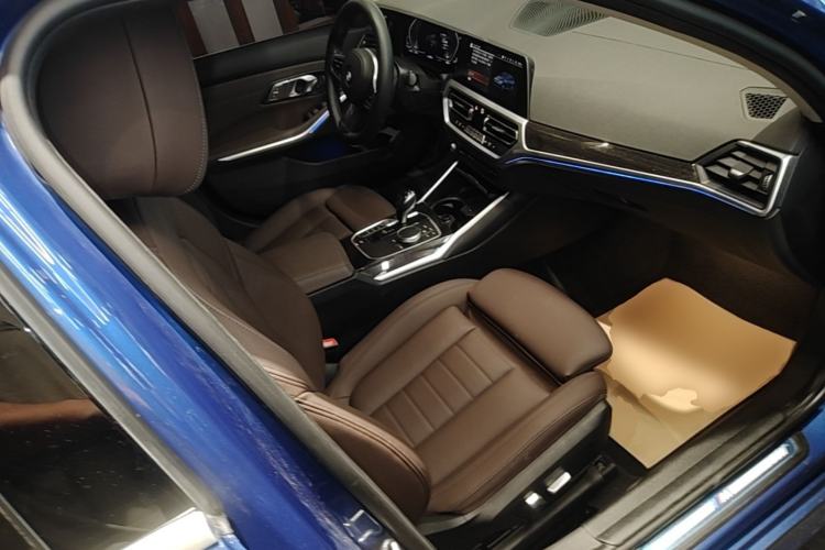 Used BMW 3 Series 2020 325Li M Sport Package Right Front Seat