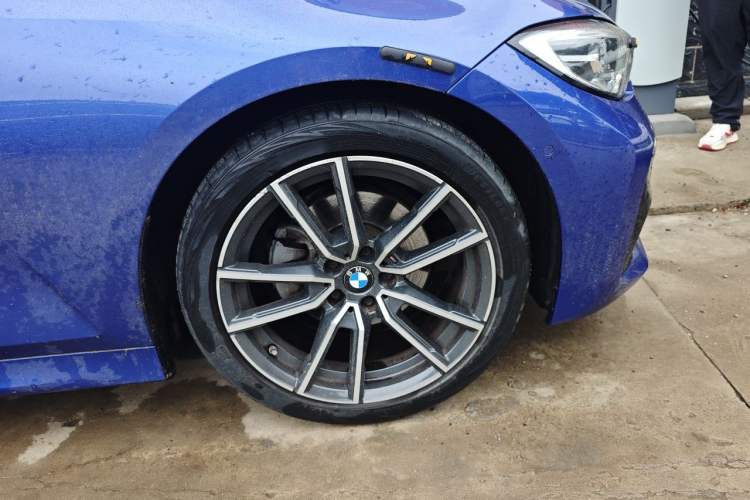 Used BMW 3 Series 2020 325Li M Sport Package Right Front Wheel Hub