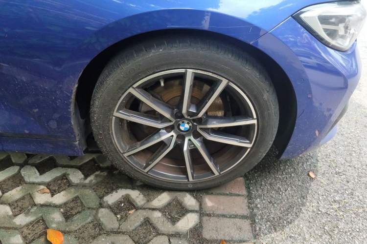 Used BMW 3 Series 2020 320Li M Sport Package Right Front Wheel Hub