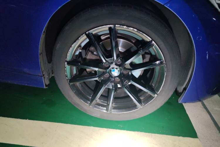 Used BMW 3 Series 2020 Restyled 325Li M Sport Package Right Front Wheel Hub