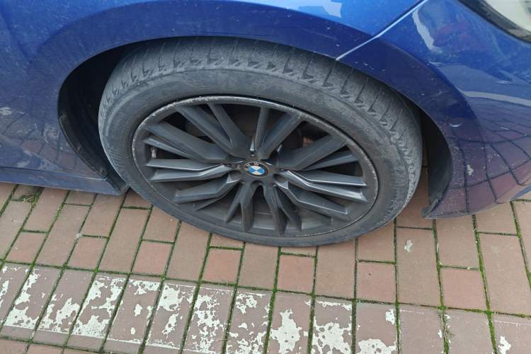 Used BMW 3 Series 2020 325Li M Sport Night Edition Package Right Front Wheel Hub
