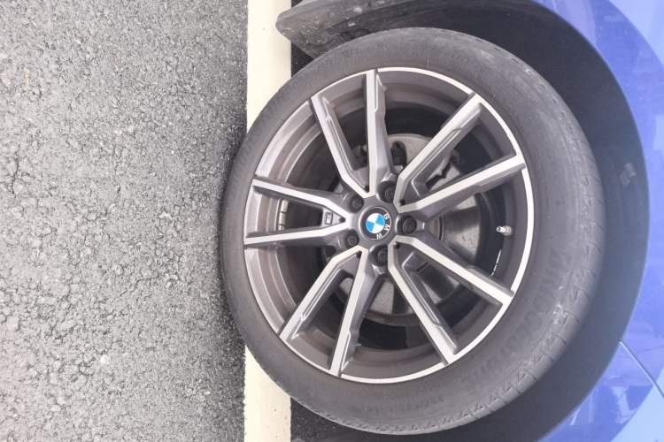 Used BMW 3 Series 2020 325Li M Sport Package Right Front Wheel Hub