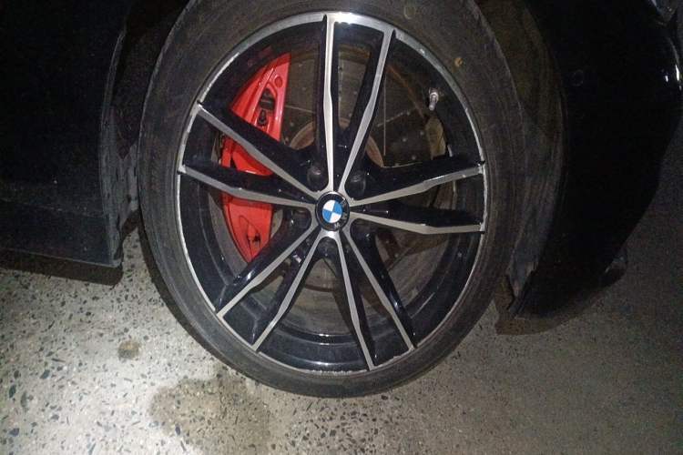 Used BMW 3 Series 2020 330i M Sport Night Edition Right Front Wheel Hub