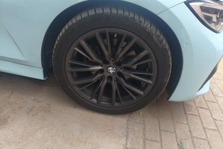 Used BMW 3 Series 2020 Facelifted 325Li M Sport Night Edition Package Right Front Wheel Hub