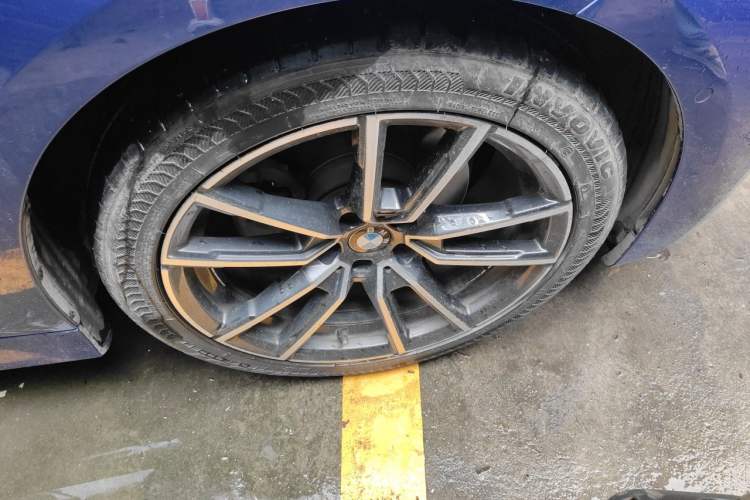 Used BMW 3 Series 2020 Restyled 325Li M Sport Package Right Front Wheel Hub