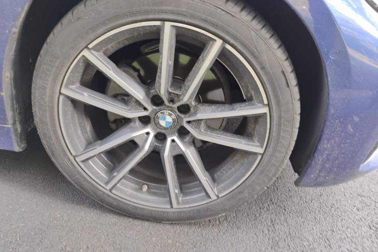 Used BMW 3 Series 2020 Restyled 325Li M Sport Package Right Front Wheel Hub