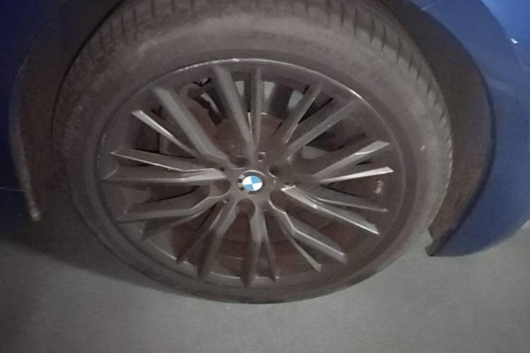 Used BMW 3 Series 2020 Restyled 325Li M Sport Package Right Front Wheel Hub
