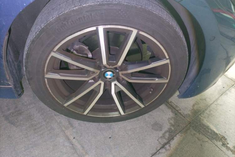 Used BMW 3 Series 2020 325Li M Sport Package Right Front Wheel Hub