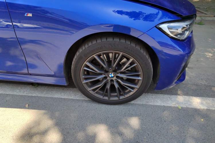 Used BMW 3 Series 2020 330Li xDrive M Sport Night Edition Right Front Wheel Hub