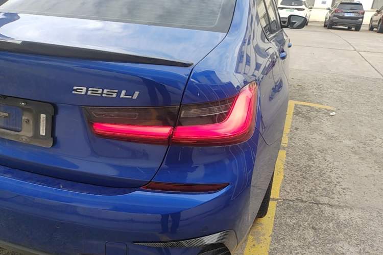 Used BMW 3 Series 2020 Facelifted 325Li M Sport Night Edition Package Right Rear Taillight
