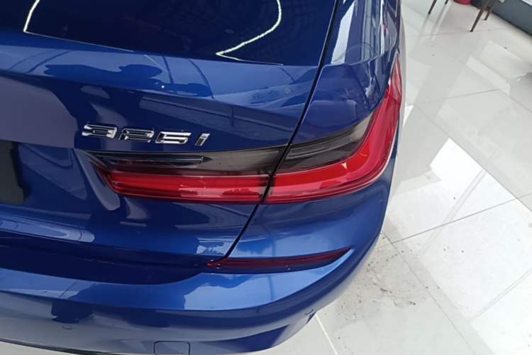 Used BMW 3 Series 2020 325i M Sport Package Right Rear Taillight