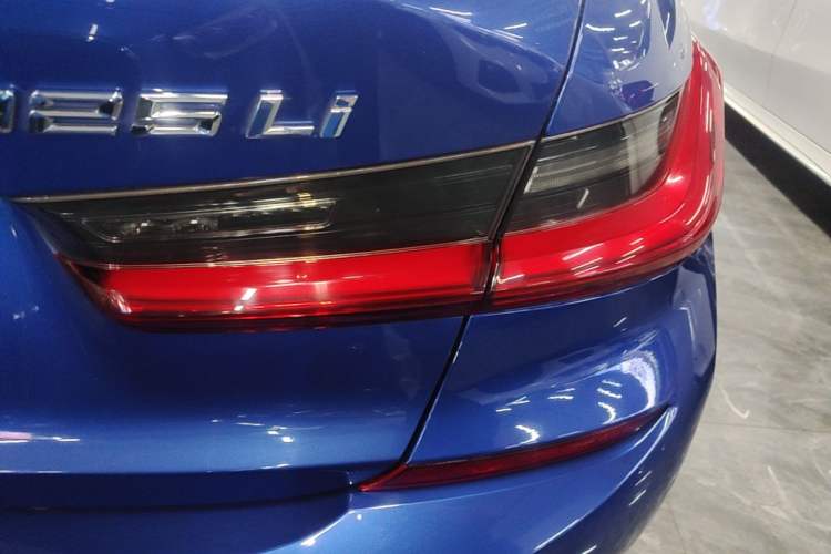 Used BMW 3 Series 2020 325Li M Sport Package Right Rear Taillight