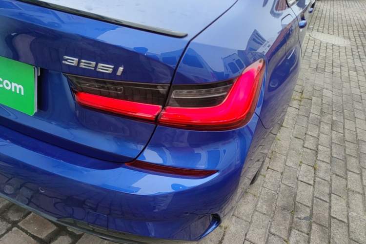 Used BMW 3 Series 2020 Restyled 325i M Sport Night Edition Package Right Rear Taillight