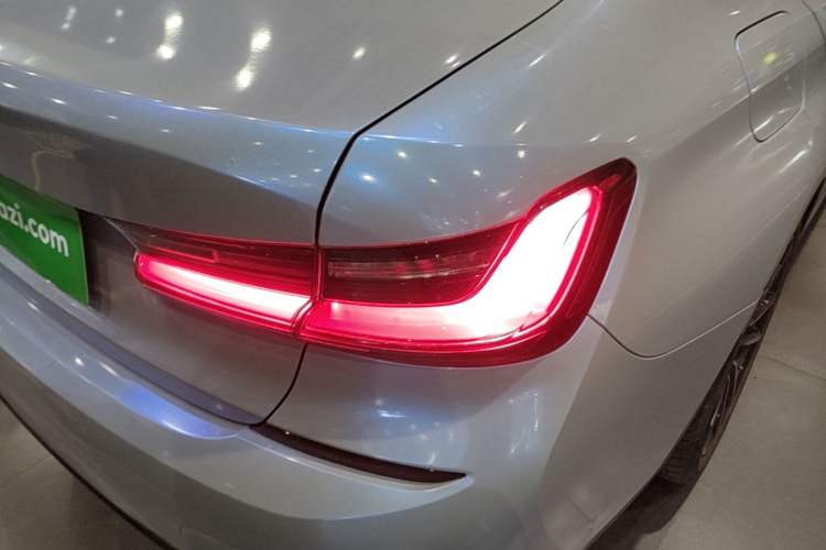 Used BMW 3 Series 2020 320Li M Sport Package Right Rear Taillight