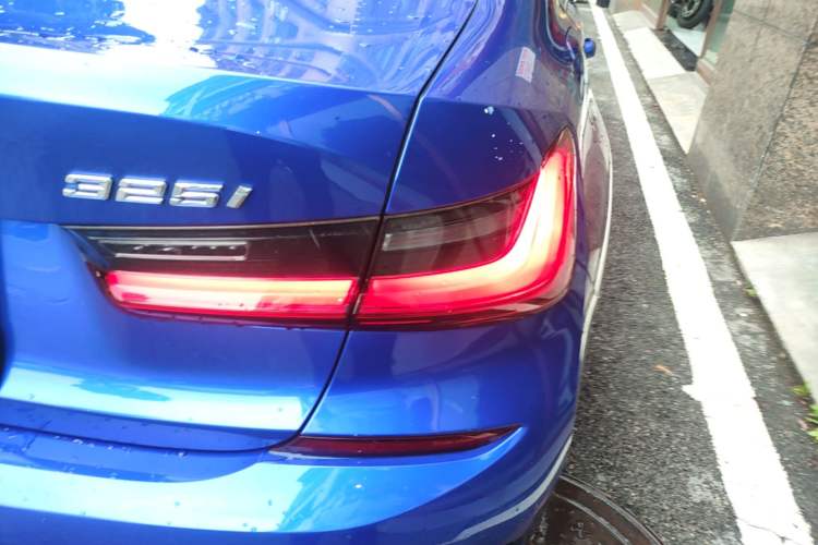 Used BMW 3 Series 2020 Facelifted 325i M Sport Package Right Rear Taillight