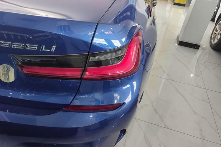 Used BMW 3 Series 2020 Restyled 325Li M Sport Package Right Rear Taillight