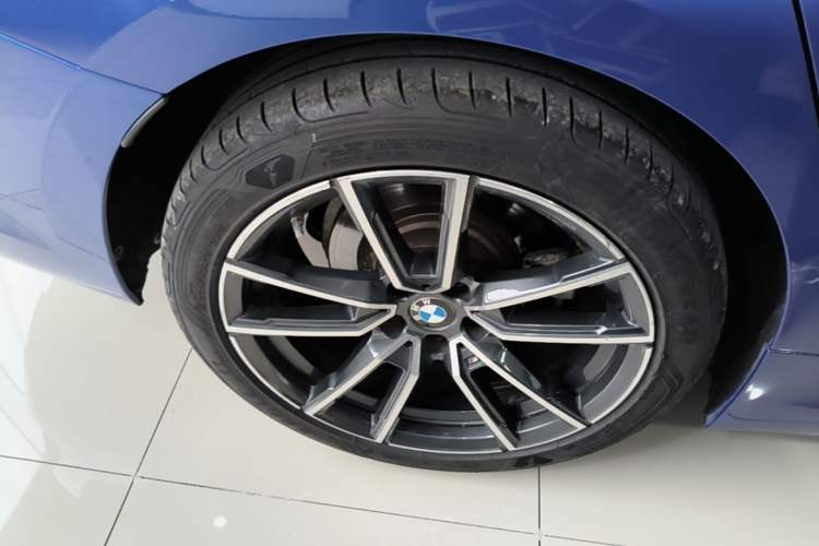Used BMW 3 Series 2020 325Li M Sport Package Right Rear Wheel Hub