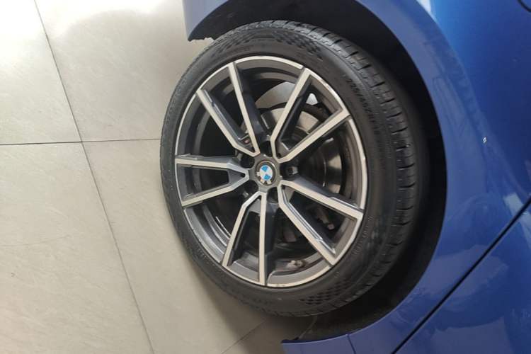 Used BMW 3 Series 2020 325Li M Sport Package Right Rear Wheel Hub