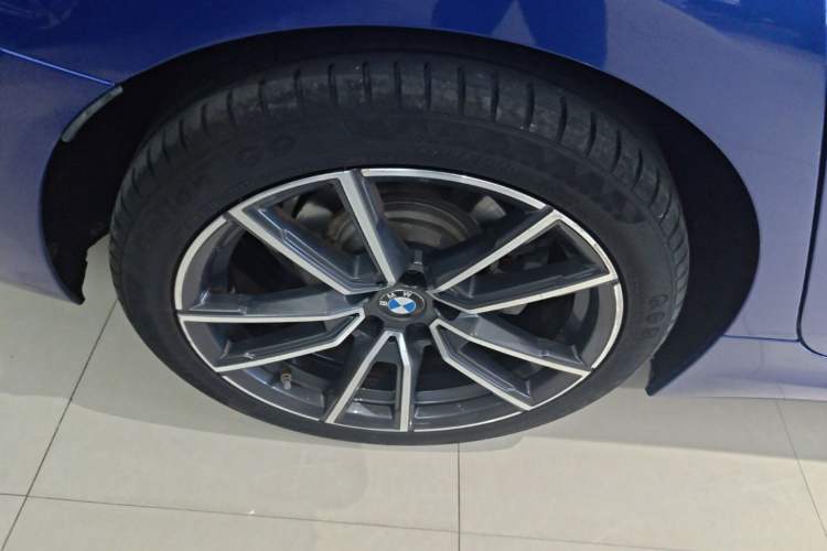 Used BMW 3 Series 2020 320Li M Sport Package Right Rear Wheel Hub