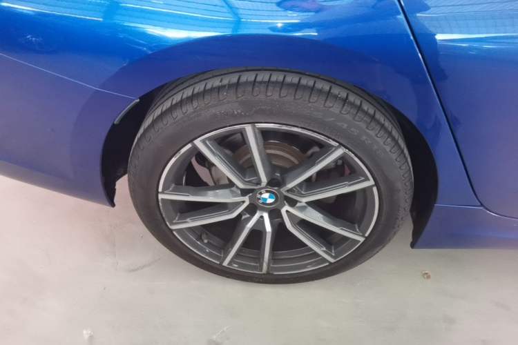 Used BMW 3 Series 2020 325Li M Sport Package Right Rear Wheel Hub