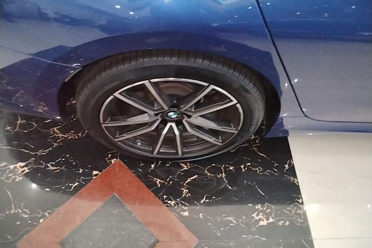 Used BMW 3 Series 2020 320Li M Sport Package Right Rear Wheel Hub