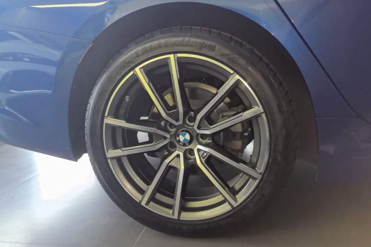 Used BMW 3 Series 2020 325Li M Sport Package Right Rear Wheel Hub