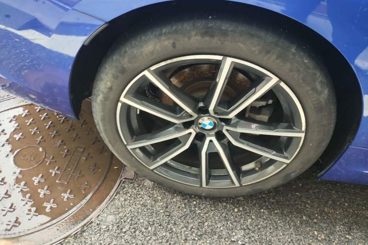 Used BMW 3 Series 2020 Facelifted 325i M Sport Package Right Rear Wheel Hub