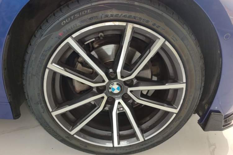 Used BMW 3 Series 2020 Restyled 325Li M Sport Package Right Rear Wheel Hub