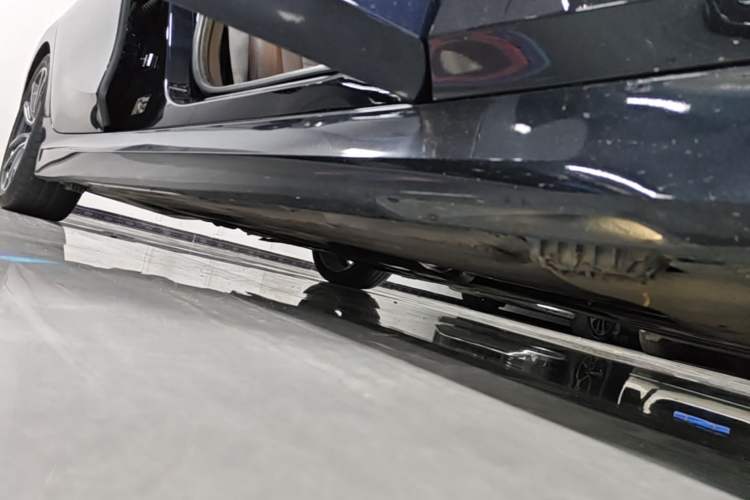 Used BMW 3 Series 2020 Restyled 325i M Sport Night Edition Package Right Side Sill